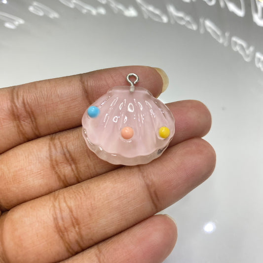 RC 940 shell Sea themed resin charm - per piece