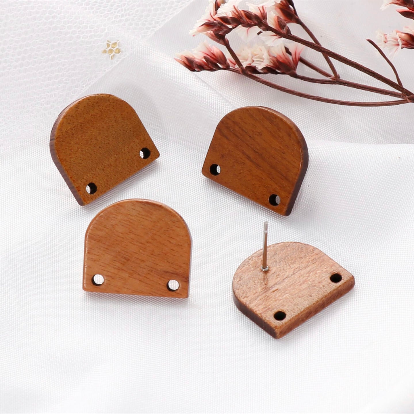 WS803 wood stud