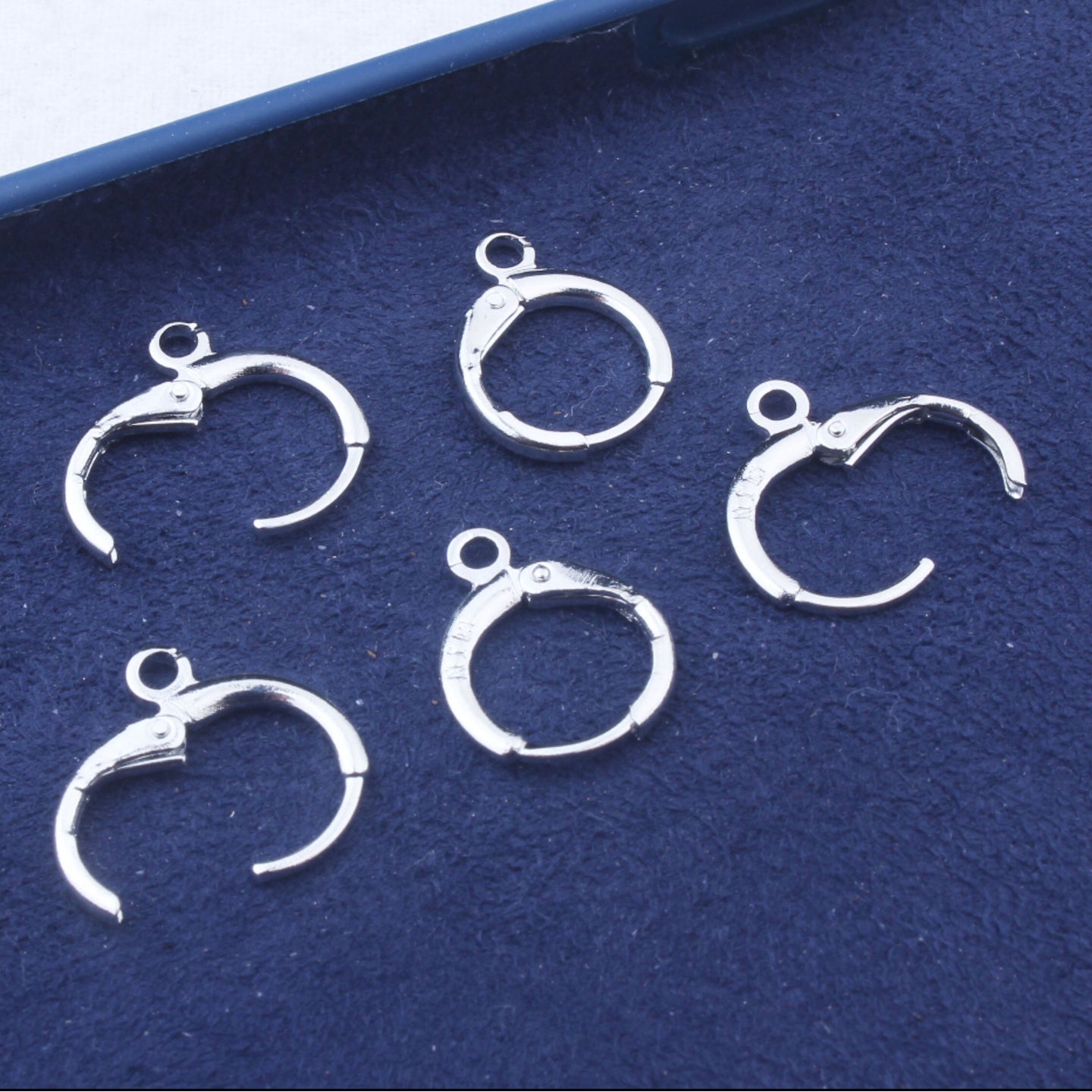 S232 Silver plated hooks