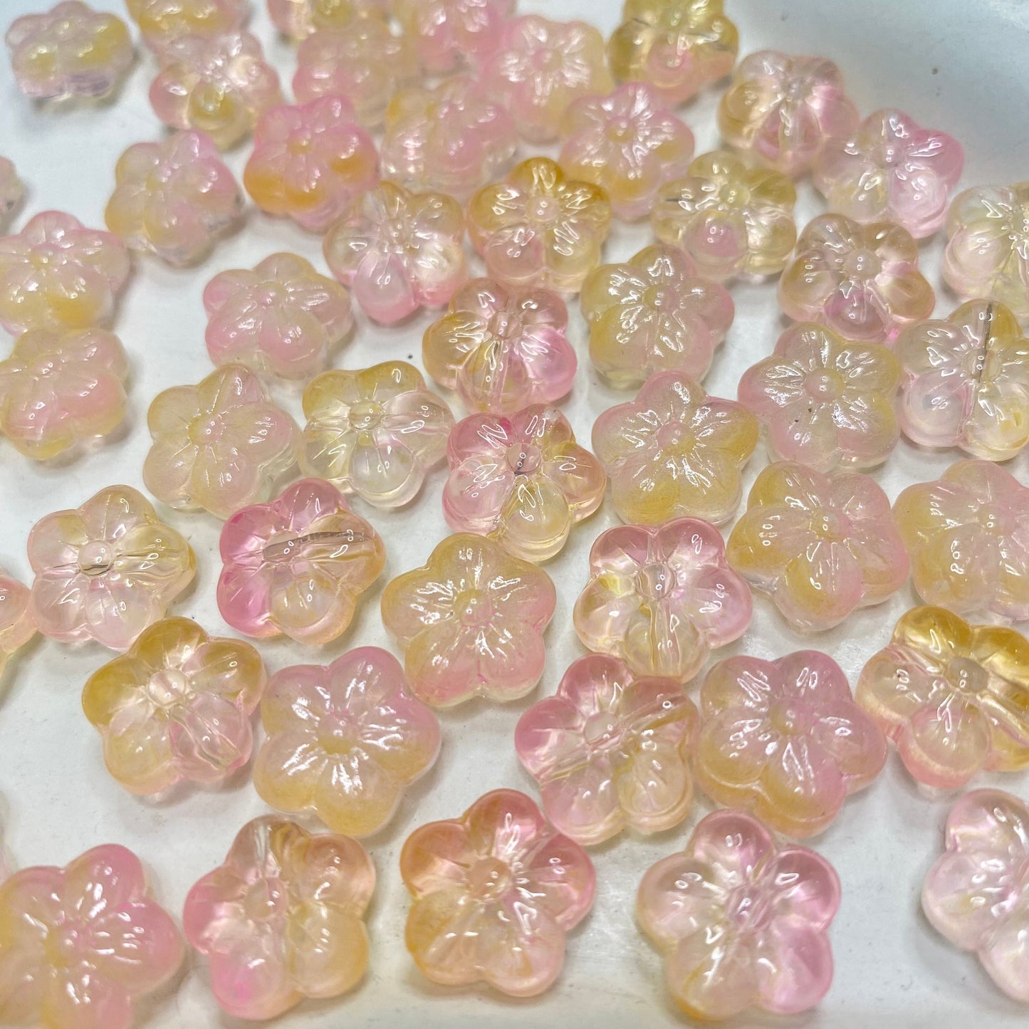 GB 2122 Yellowish pink dual tone Flower glass bead ( 1 pc )