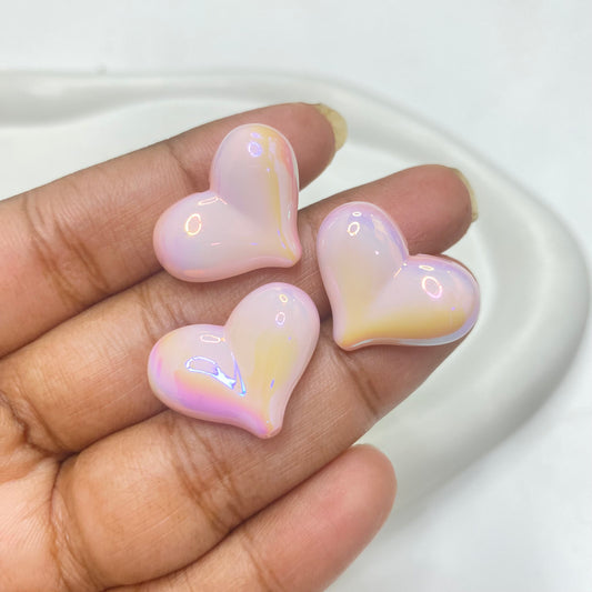 AC 1281 pink shiny irrediscent heart Acrylic bead- per piece