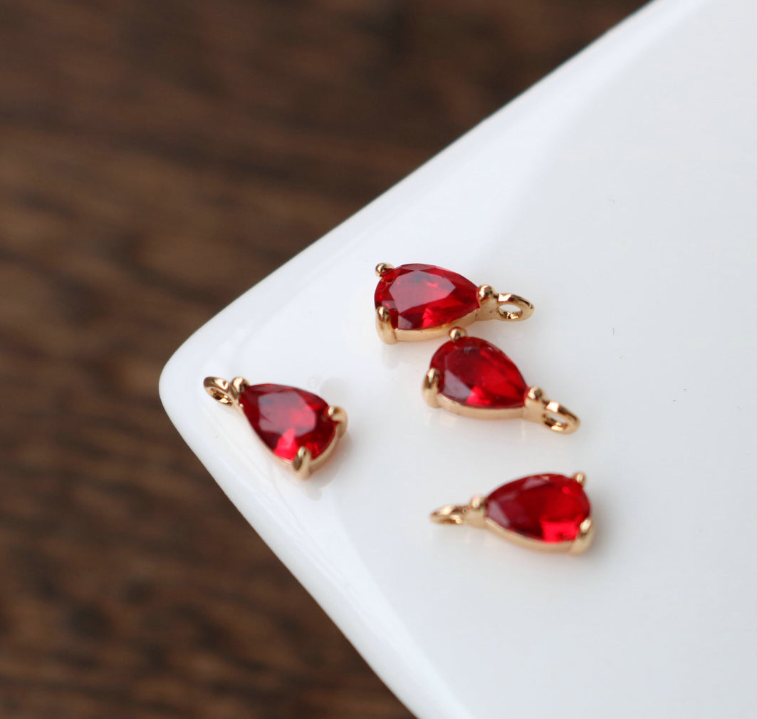 CZ 880 Red teardrop zircon 6mm charm - Anti tarnish -  Per piece