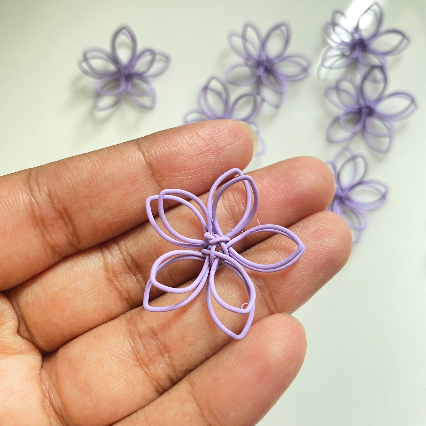 EC365 Purple flower charm alloy