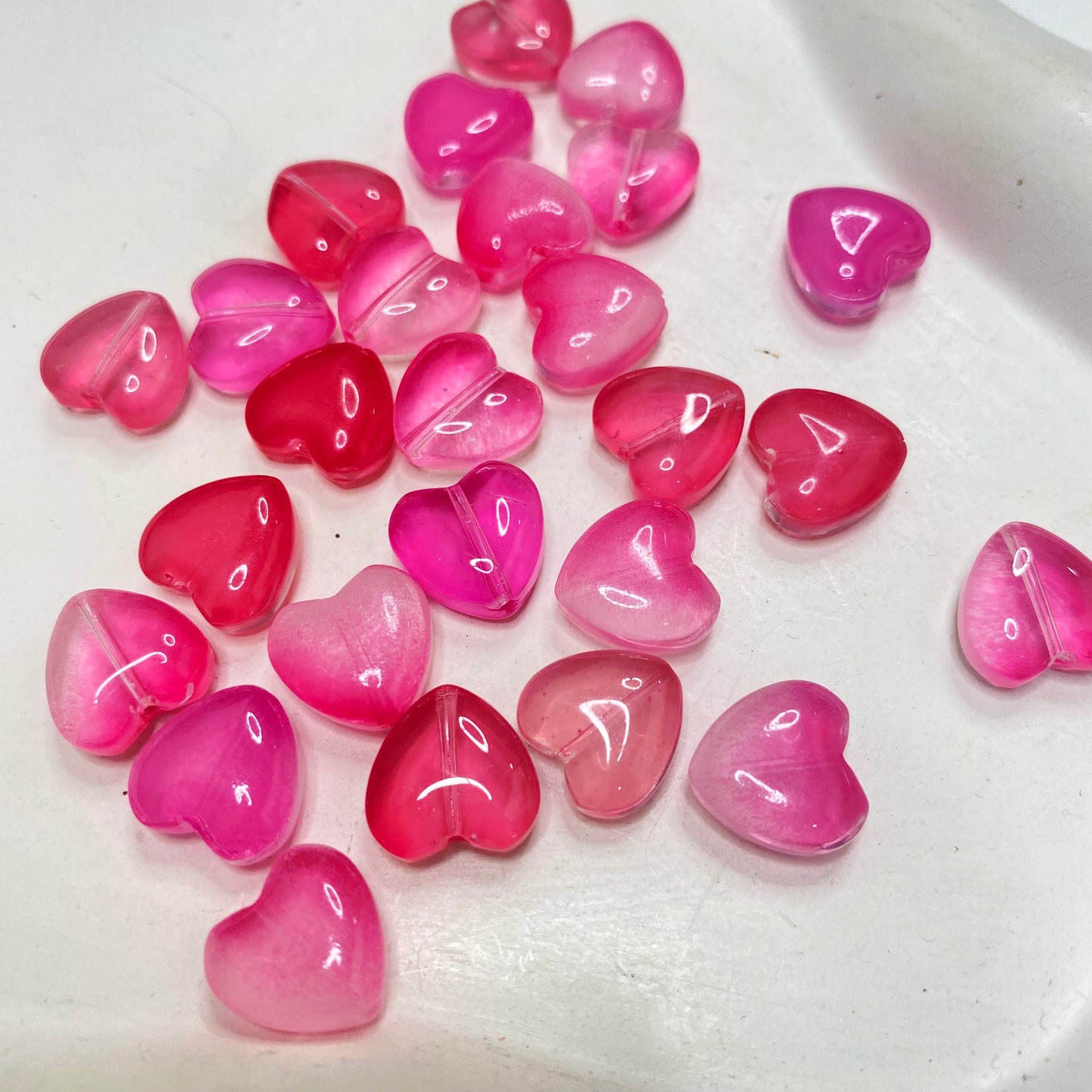 GB 2109 Bright pink glass bead ( 1 pc )