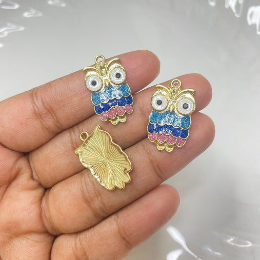 Ec 810 Enamel owl charm