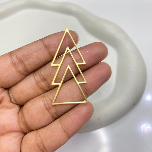 B 2094 Triple Triangle charm ( 1 pc )