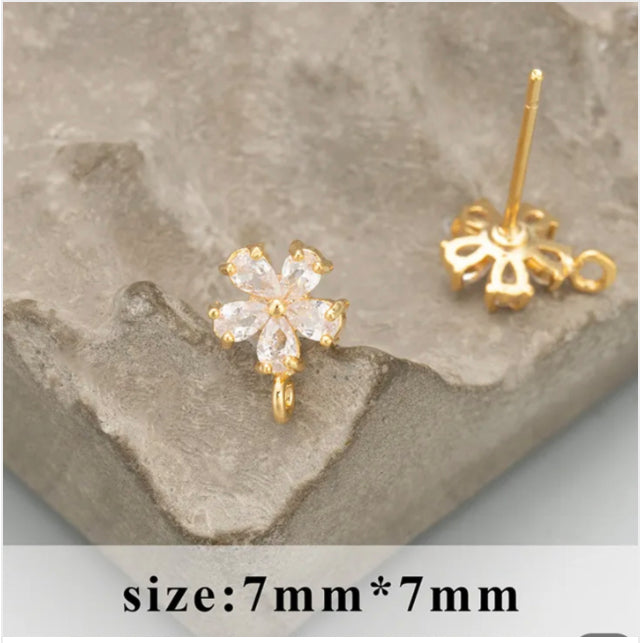 CZ 901 Zircon crystal stud ( 2 pc ) Anti tarnish