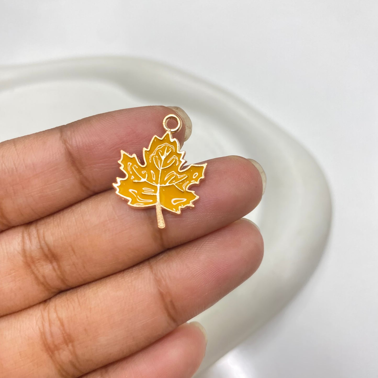 EC 1858 Autumn leaves enamel charm ( 1 pc )