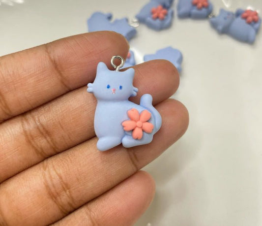 R847 kawaii themed resin charm