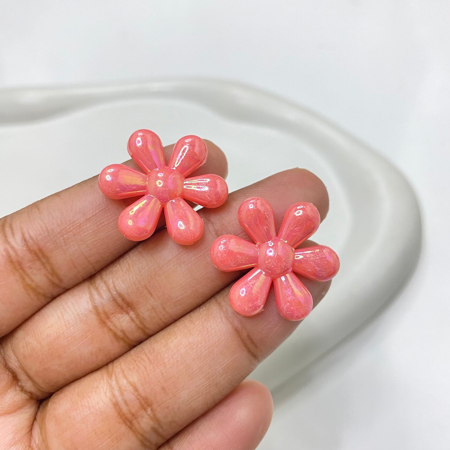 AC 1435  uv plated shiny irrediscent Acrylic flower bead- per piece