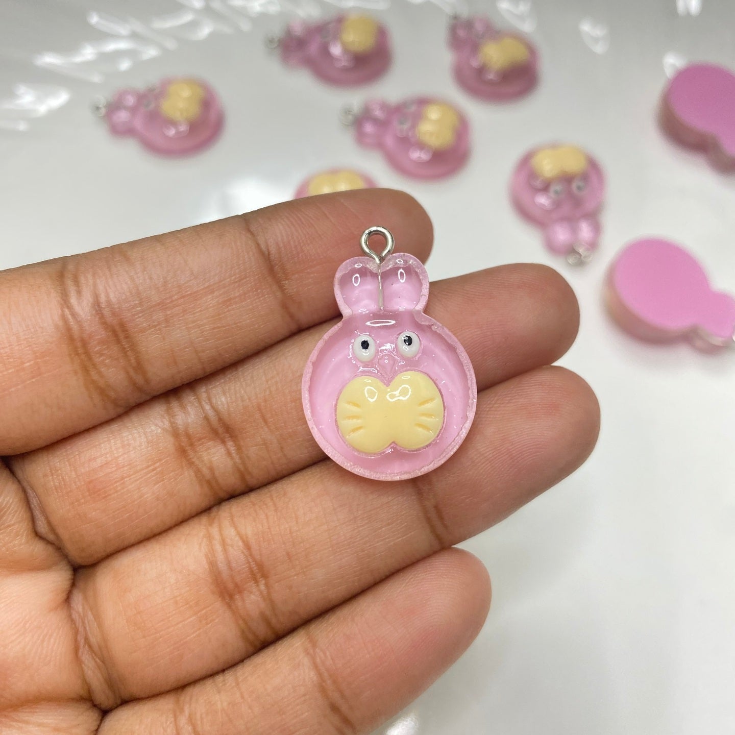 RC 955 Kawai themed resin charm - per piece