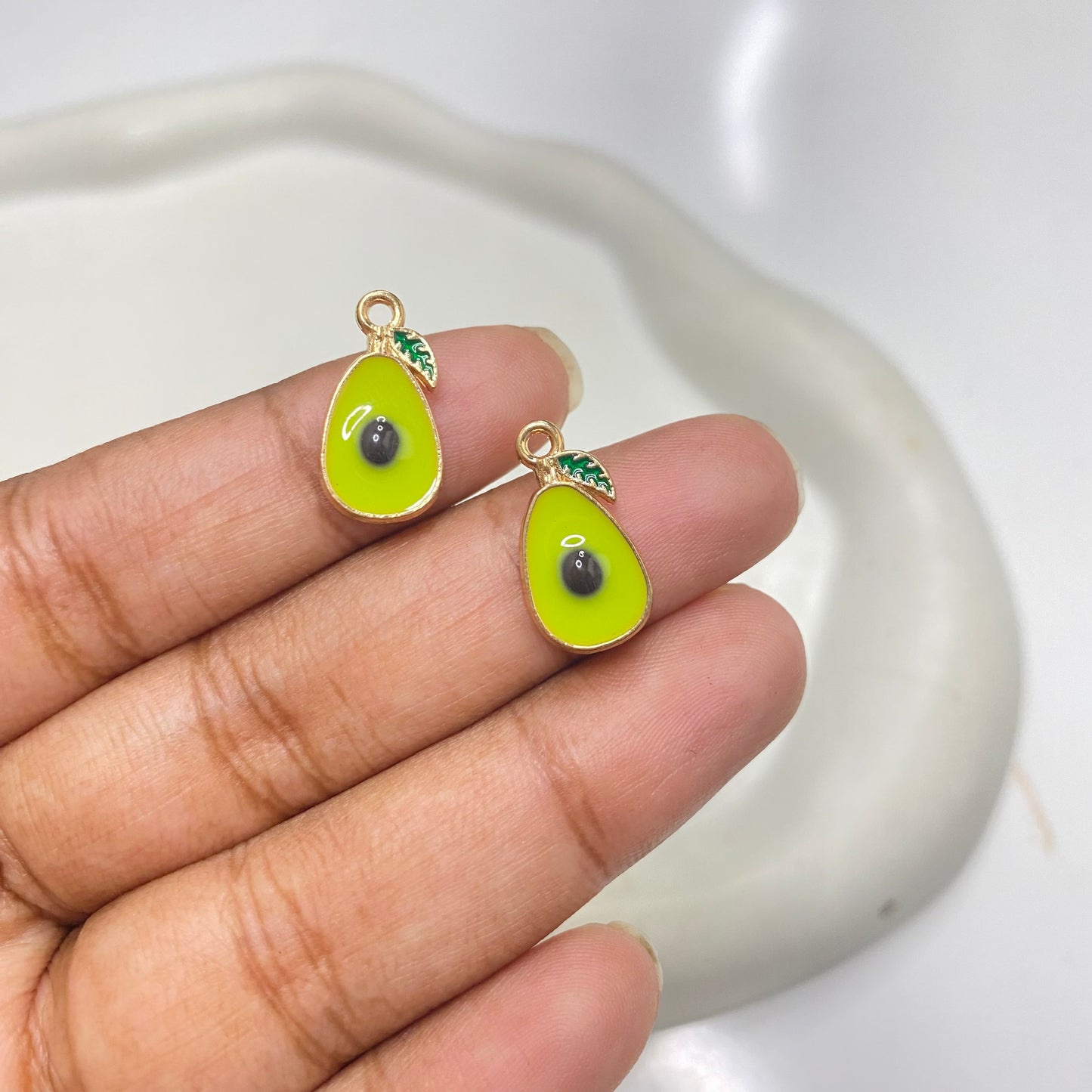 EC 2125 Avocado Fruit enamel charm ( 1 pc )