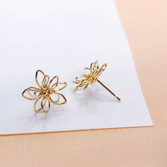 GP709 floral gold plated stud anti tarnish