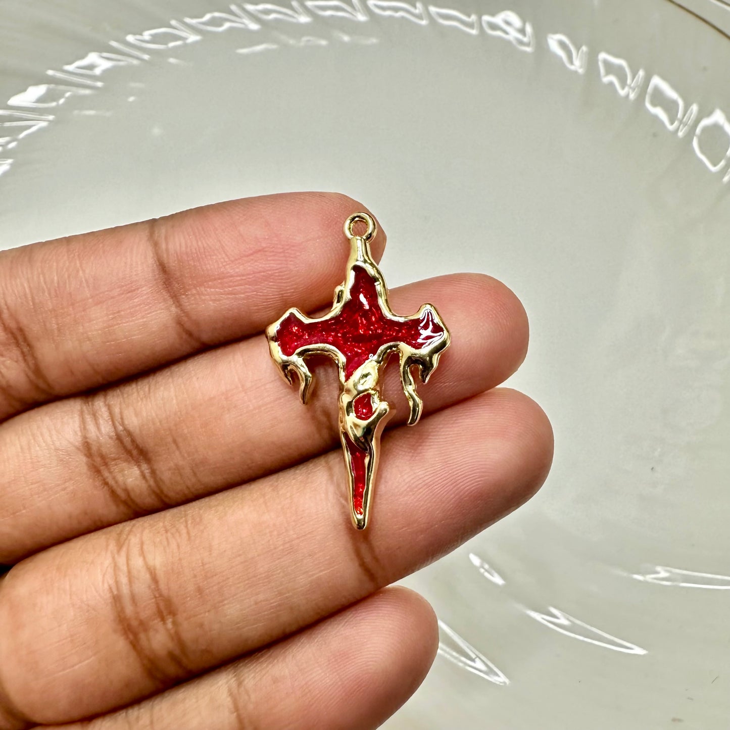 GP 1006 Red dripping cross gold plated charm - Anti tarnish - per piece