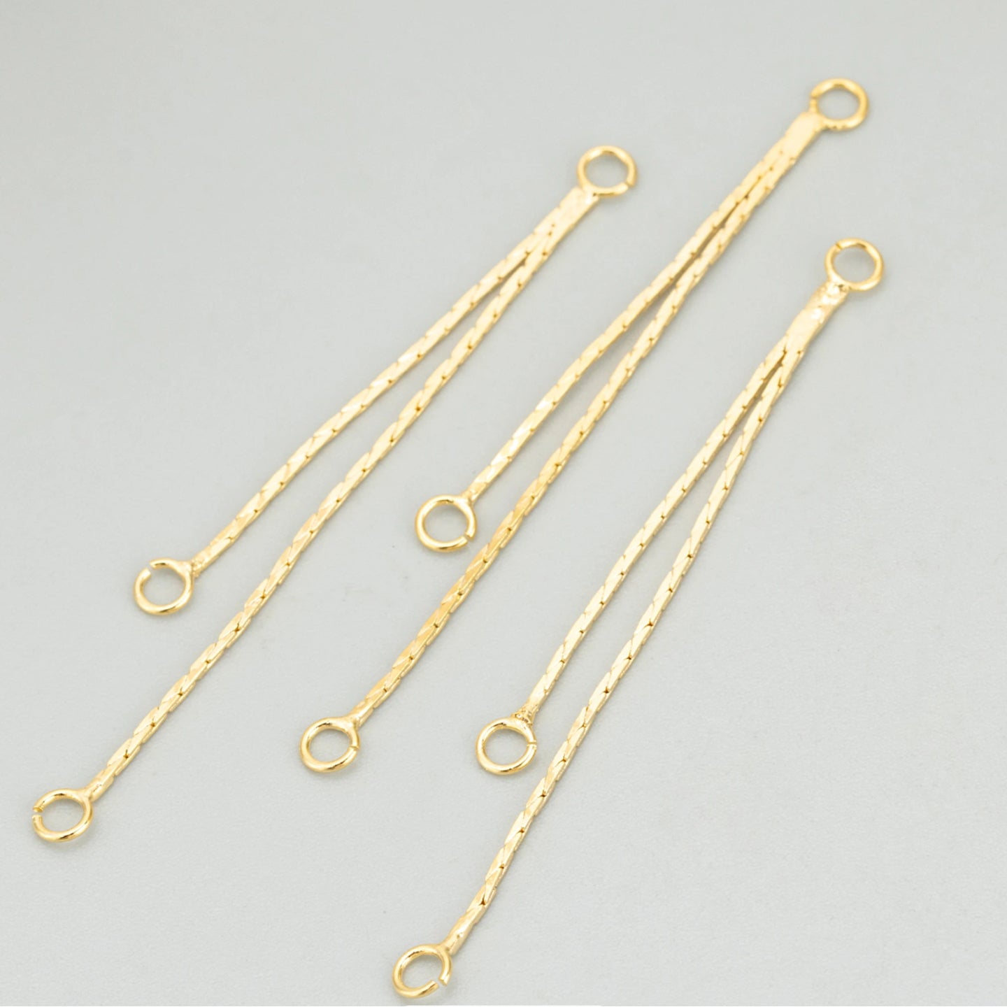 CZ 963 - 18k gold plated wavy tassel connector- Anti tarnish - per piece