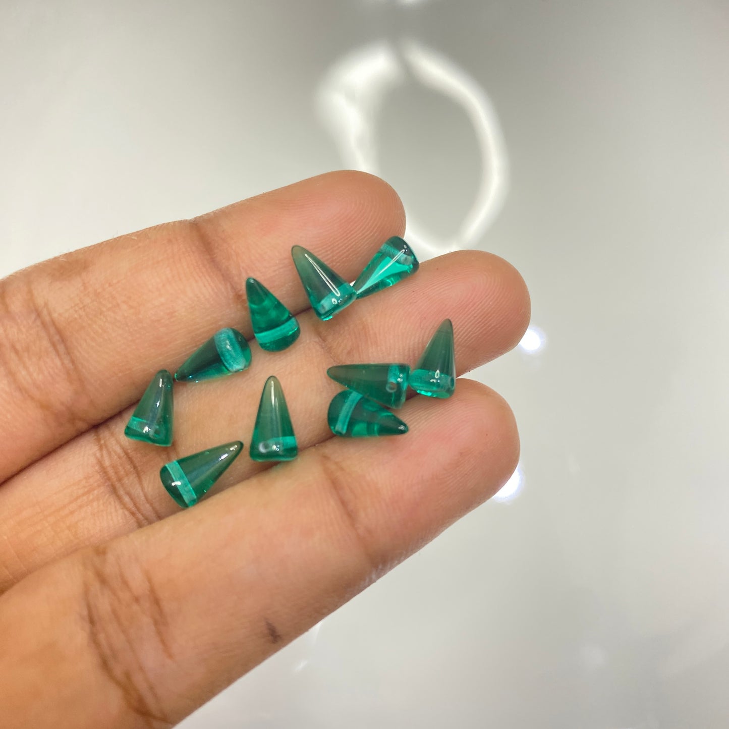 CB 1095 Czech pressed Glass spike Beads Emerald - per piece