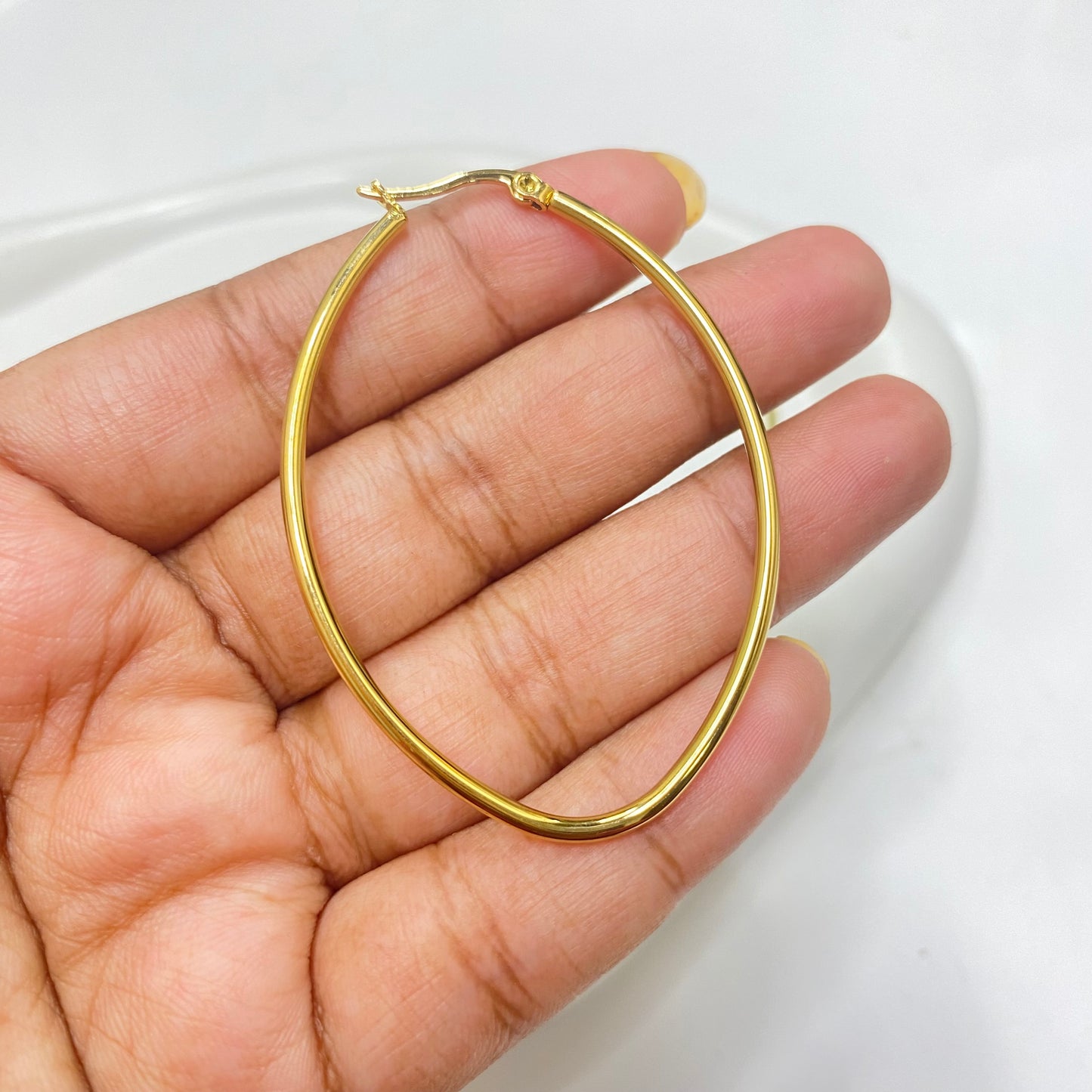 SS 1195 - oval geometric hoops - 18k gold plated stainless steel - per pair - anti tarnish