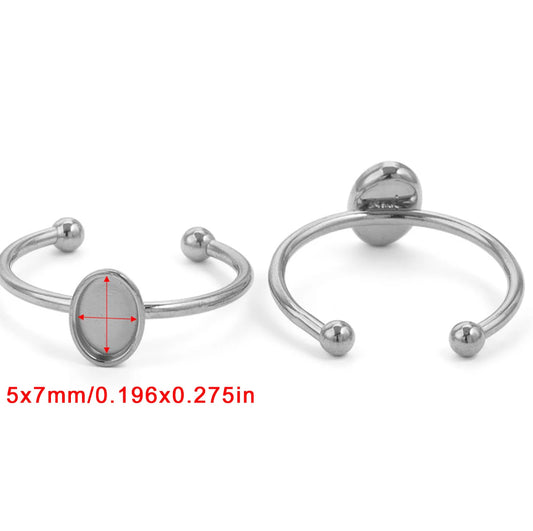 RB 931 Small oval stainless steel ring - per piece