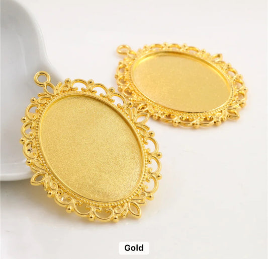 CB 1325 Antique gold cameo pendant - per piece