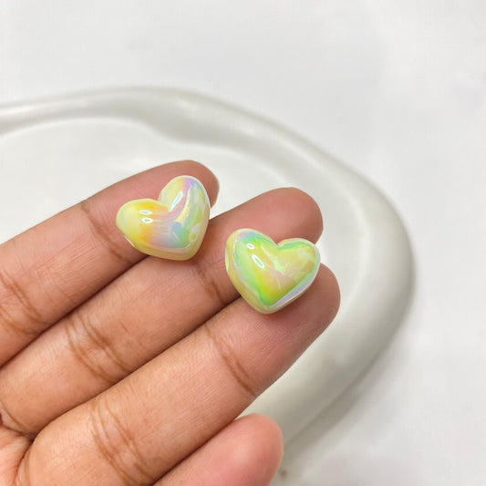 AC 1504 Heart rainbow uv plated shiny irrediscent Acrylic bead- per piece