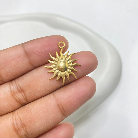 SS 1551 sun charm 18k gold plated stainless steel ( 1 pc ) - anti tarnish