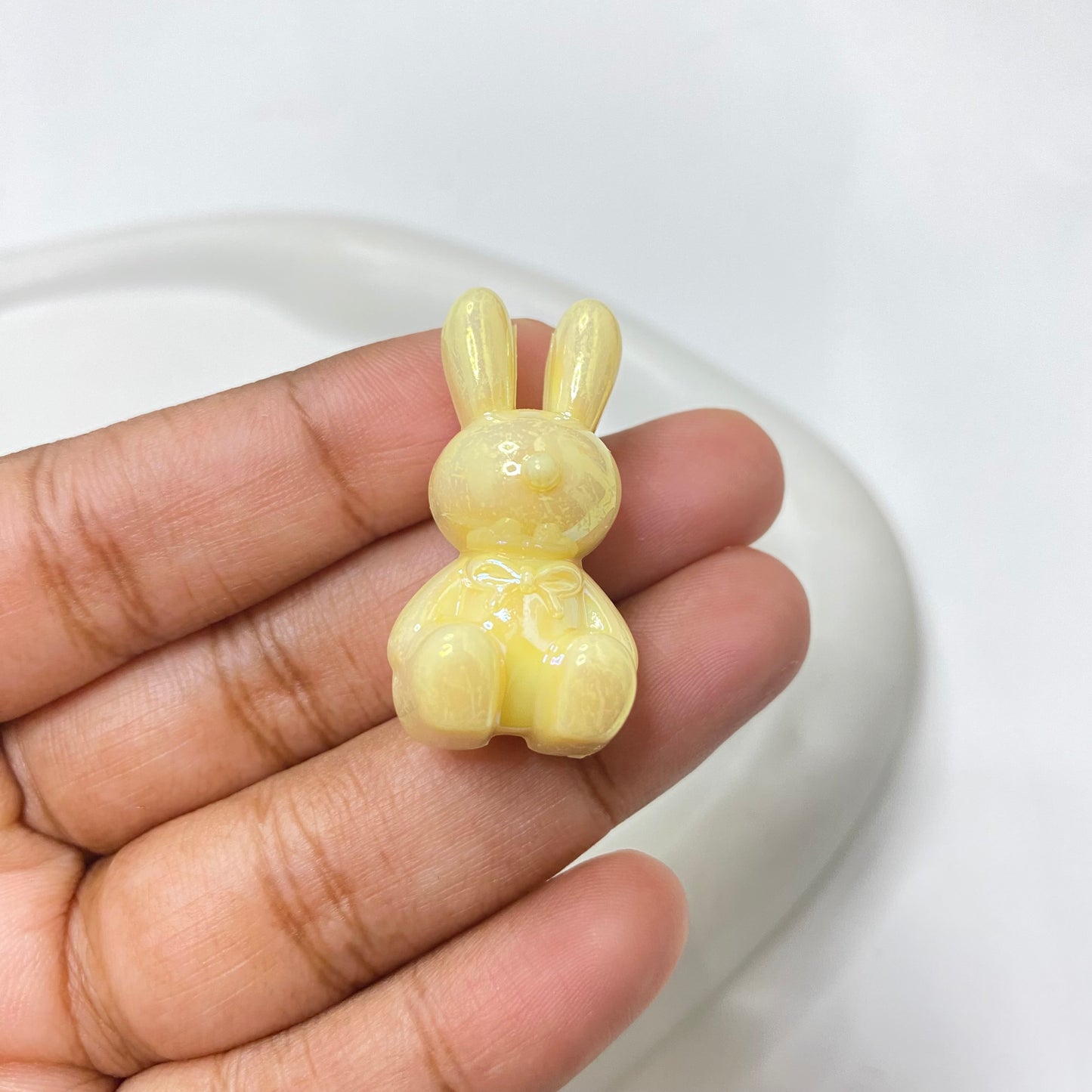 AC 1475 Rabbit uv plated shiny irrediscent Acrylic bead- per piece