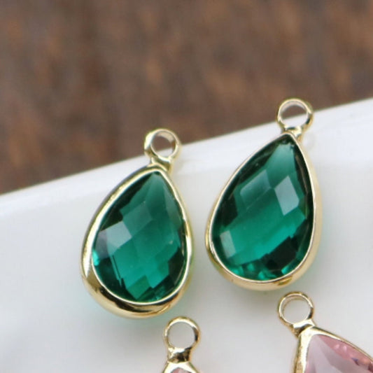 CZ477 Emerald green teardrop gold plated charm