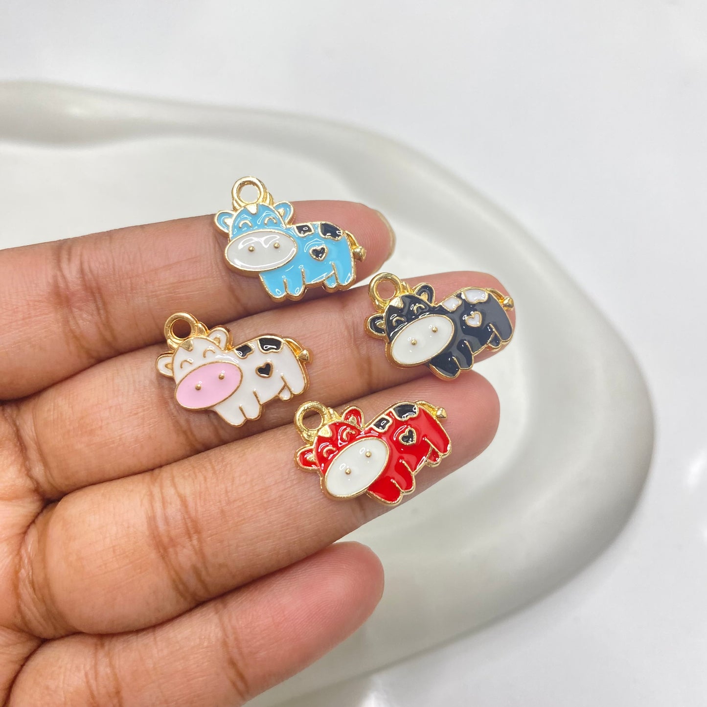 EC 1808 enamel charm ( 1 pc )