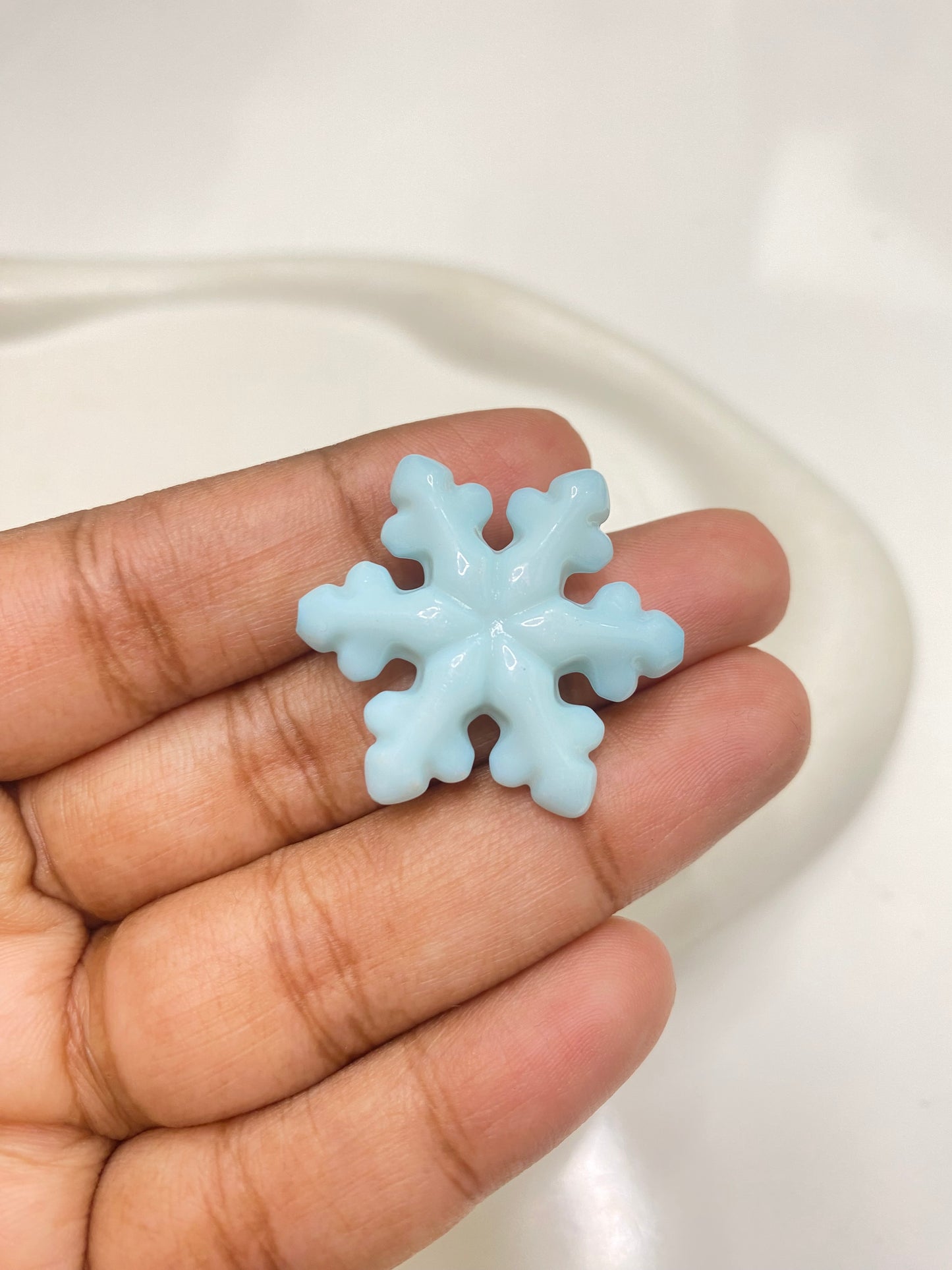 AC 2235 light Blue Snowflake Acrylic bead ( 1 pc )