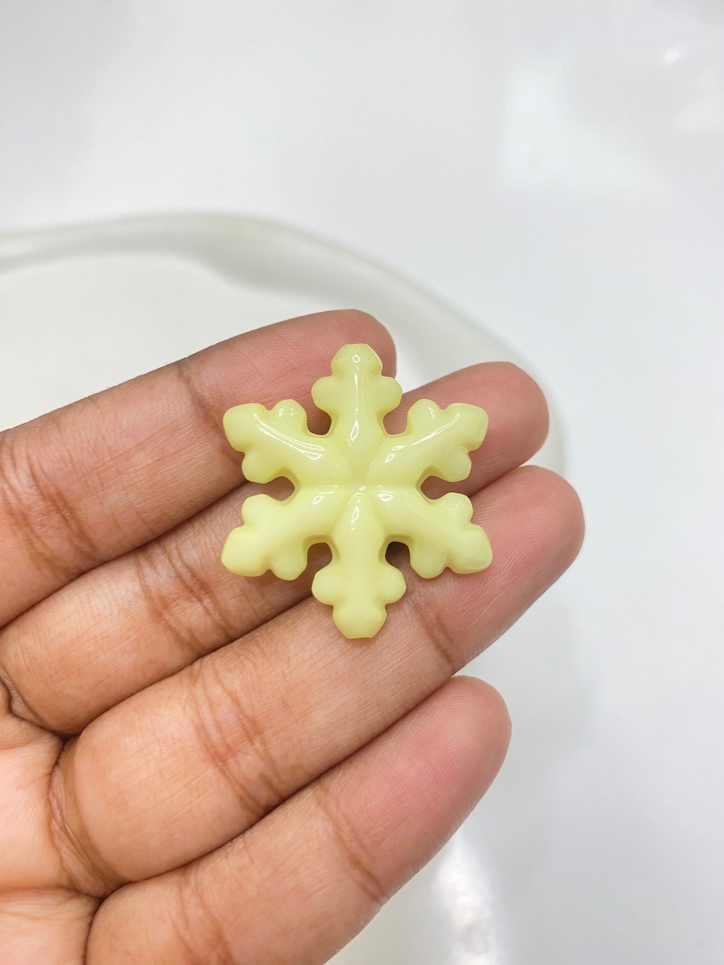 AC 2229 Yellow Snowflake Acrylic bead ( 1 pc )