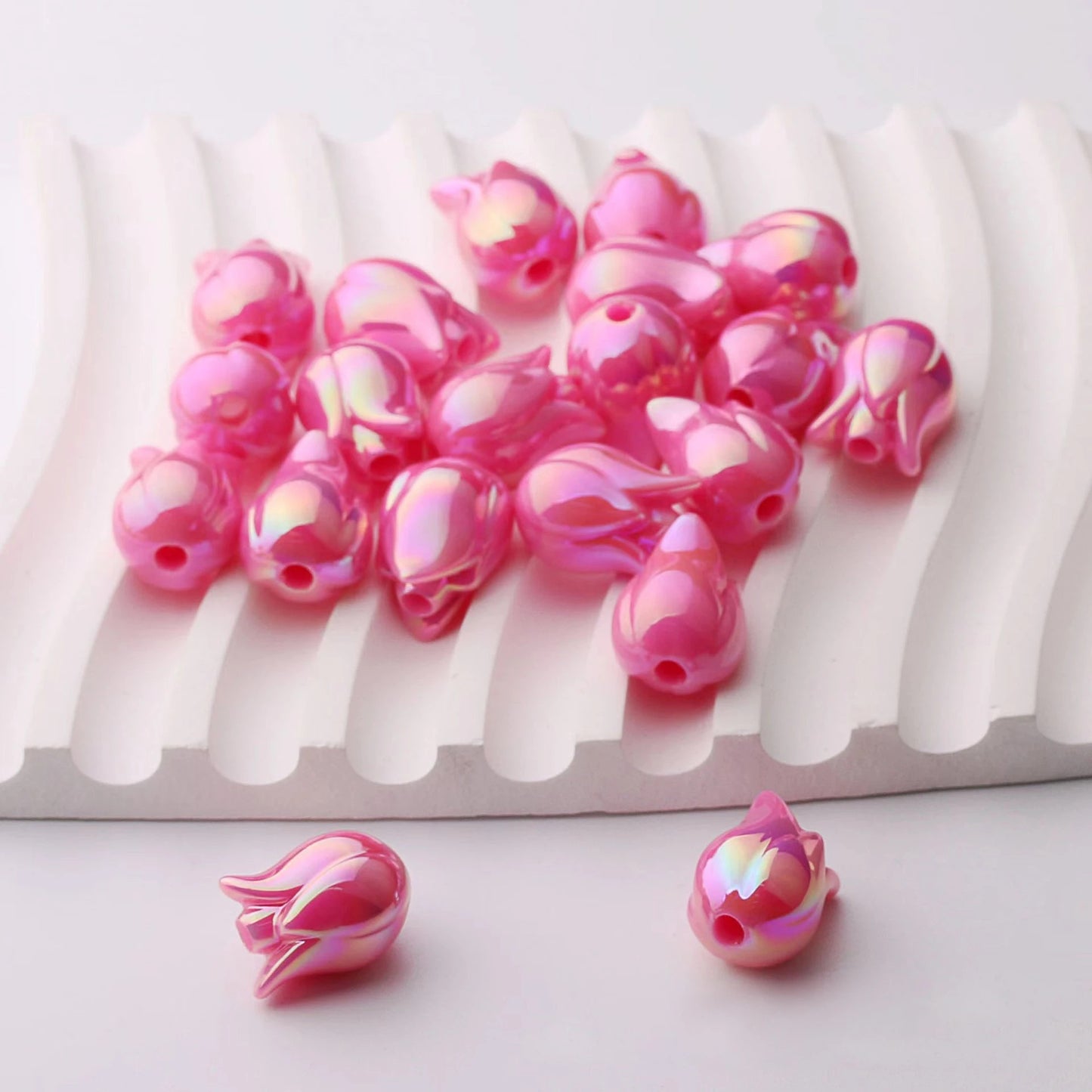 AC 1665 Tulip uv plated Acrylic bead ( 1 pc )