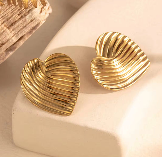 SS 31 Heart Earrings - 18k stainless steel - Anti tarnish - Wholesale