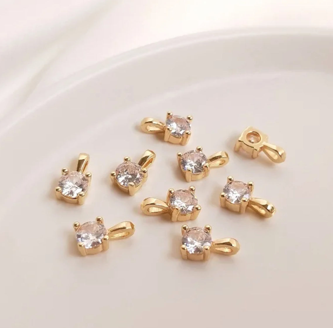 CZ 1451 Clear gold plated zircon charm - per piece - anti tarnish