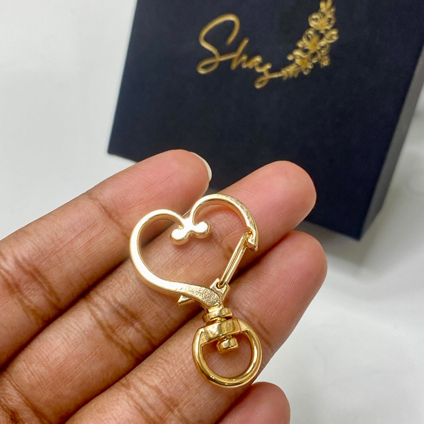 KC375 Gold Heart Keychain clasp