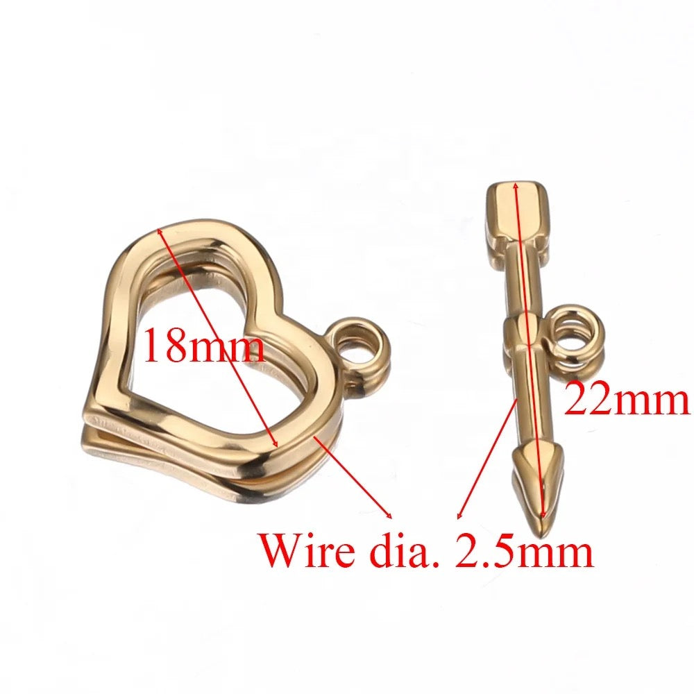 SS 2023 - Heart shaped OT clasp 18k gold plated stainless steel - per piece - anti tarnish