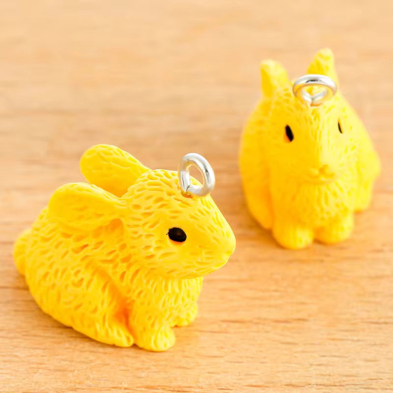 RC 2036 Rabbit miniature figurine with hook ( 1 pc )