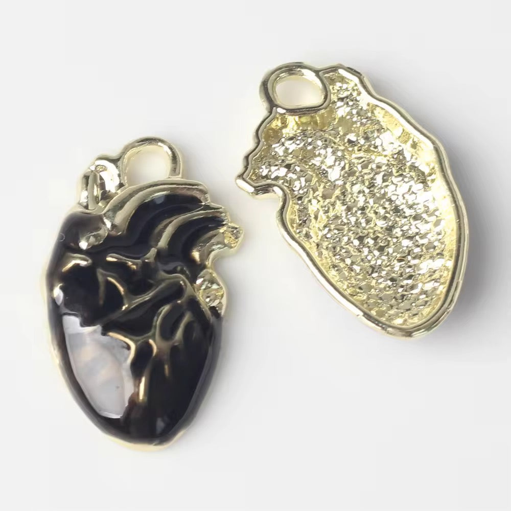 AP 2276 Black heart gold plated Alloy charm ( 1 pc ) - tarnish resistant- premium quality