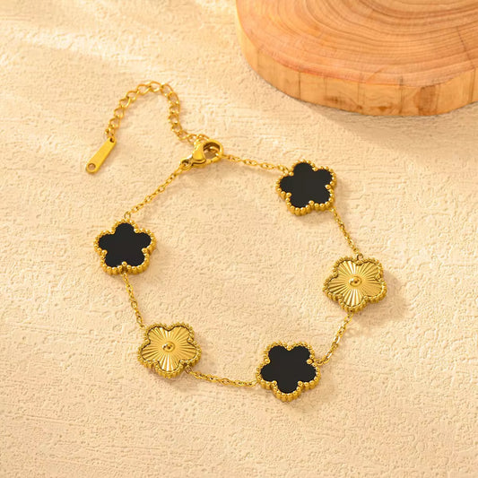 SS 14 Black Clover Dainty Bracelet - 18k stainless steel - Anti tarnish