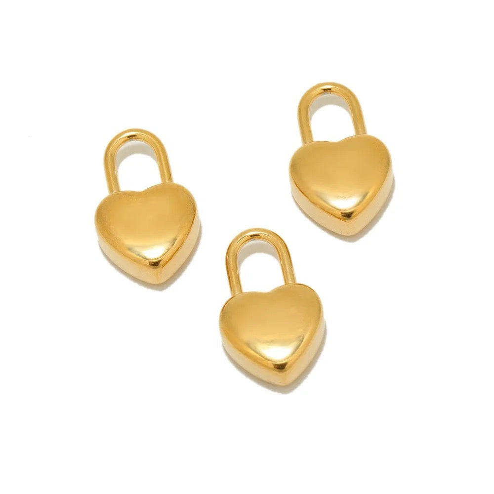 SS 1165 - Lock charm 18k gold plated stainless steel - per piece - anti tarnish