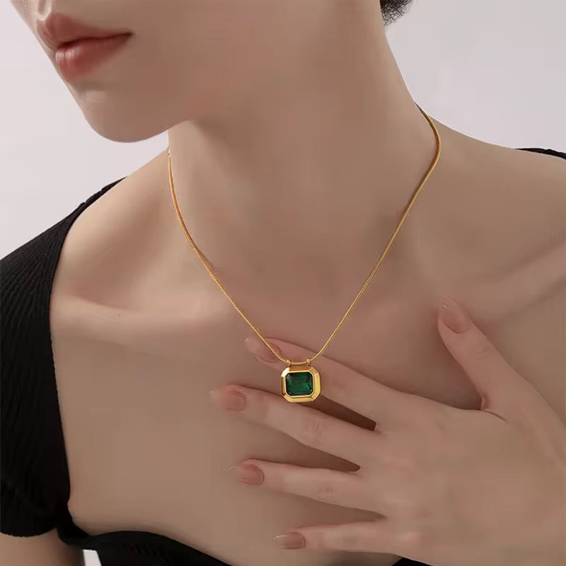 SS 26 Green Zircon pendant necklace - 18k stainless steel - Anti tarnish