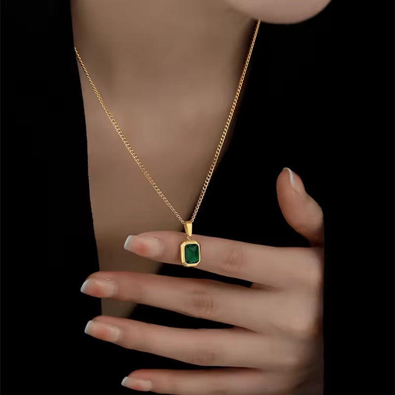 SS 27 Green Emerald Zircon pendant necklace - 18k stainless steel - Anti tarnish