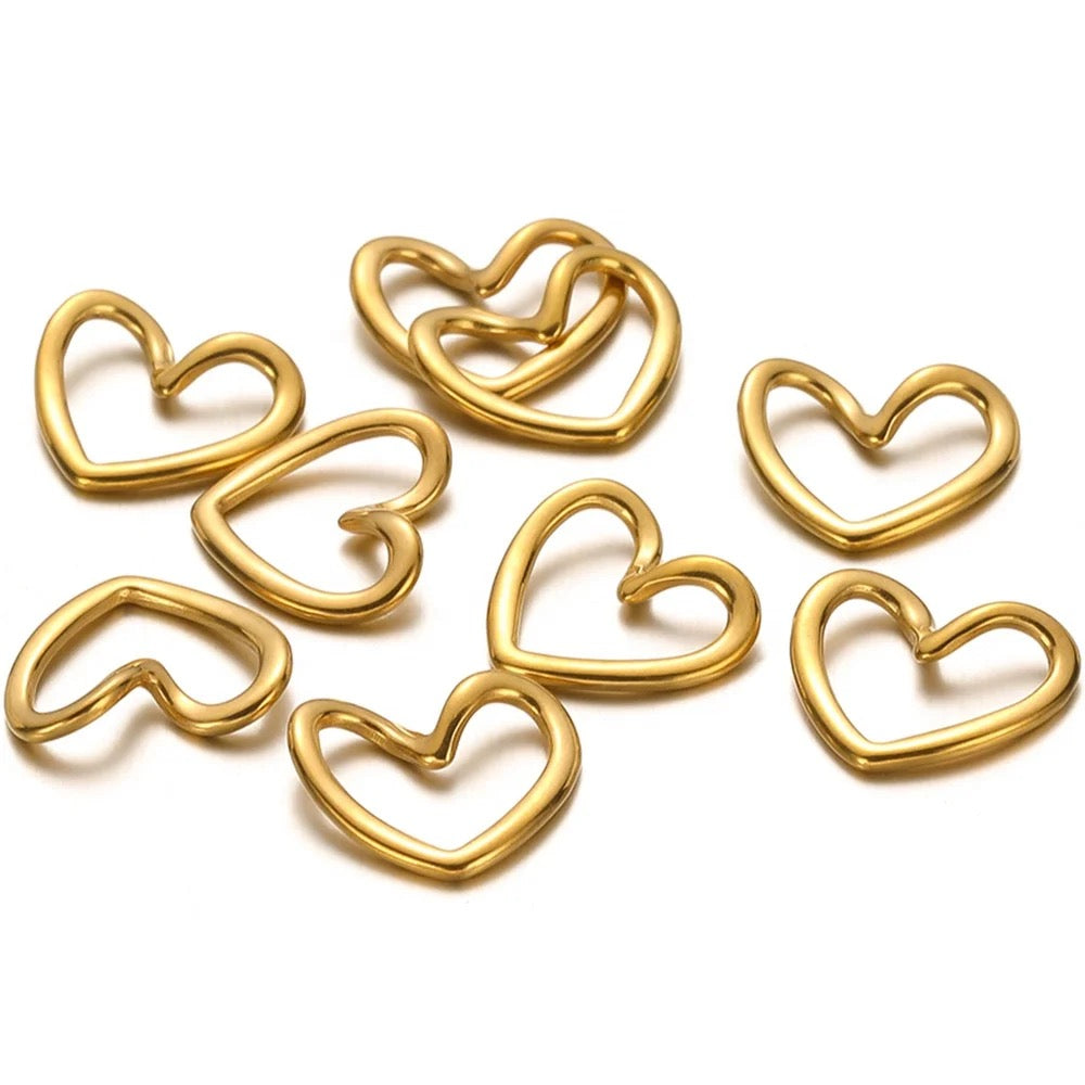 SS 1261 - wavy heart gold plated stainless steel - per piece - anti tarnish