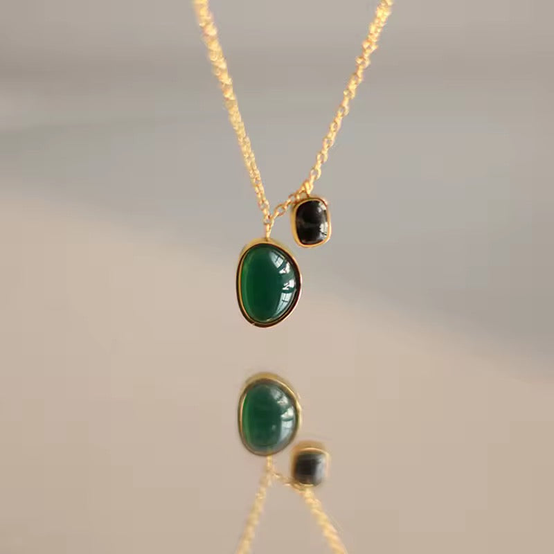 SS 47 Emerald black stone necklace- 18k stainless steel - Anti tarnish - Wholesale