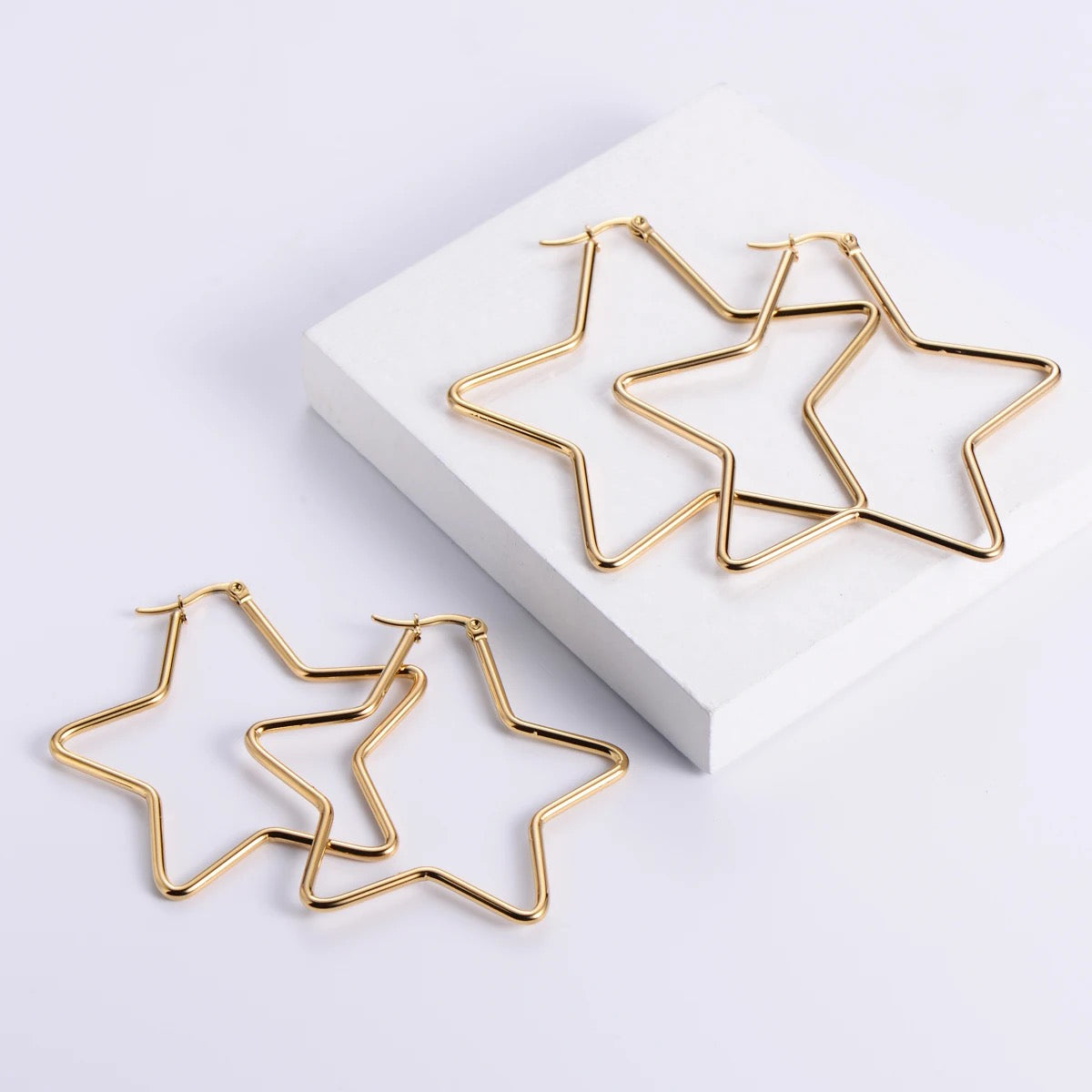 SS 1394 Star geometric hoops - 18k gold plated stainless steel - per pair - anti tarnish